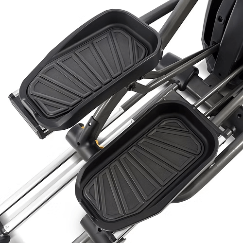 Spirit Commercial CE850+ Elliptical