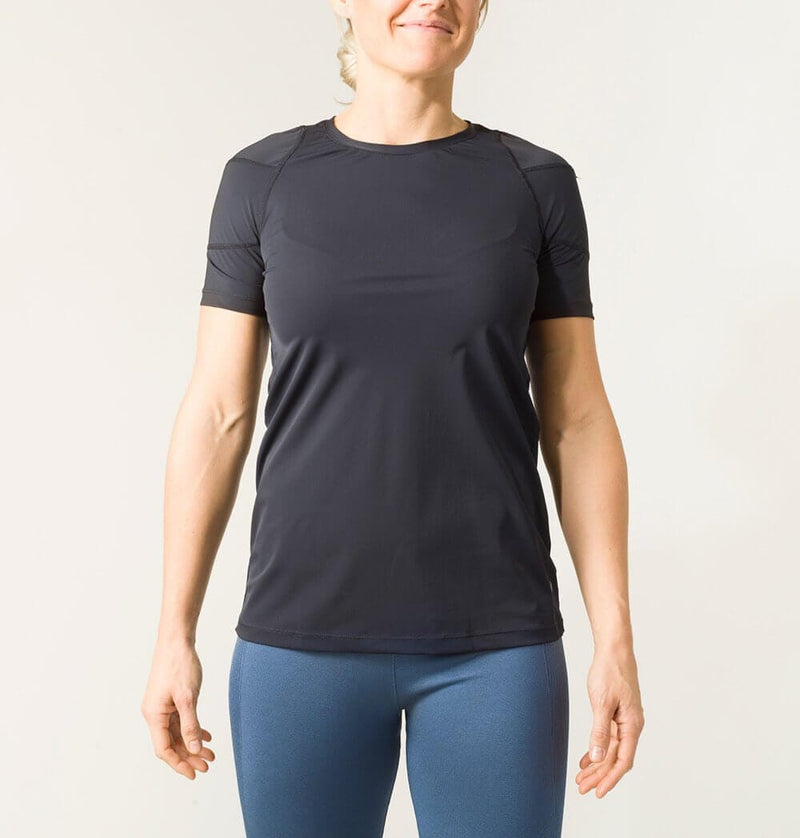 Swedish Posture Women's Posture Reminder T-Shirt Posture Corrector, Black or White