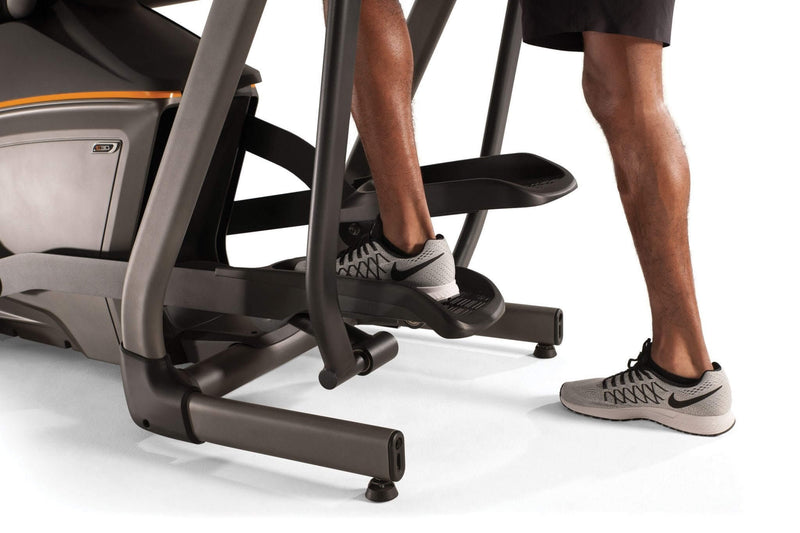 Matrix E30 Suspension Elliptical with XR/XiR Console - Available Mid to Late May 2024